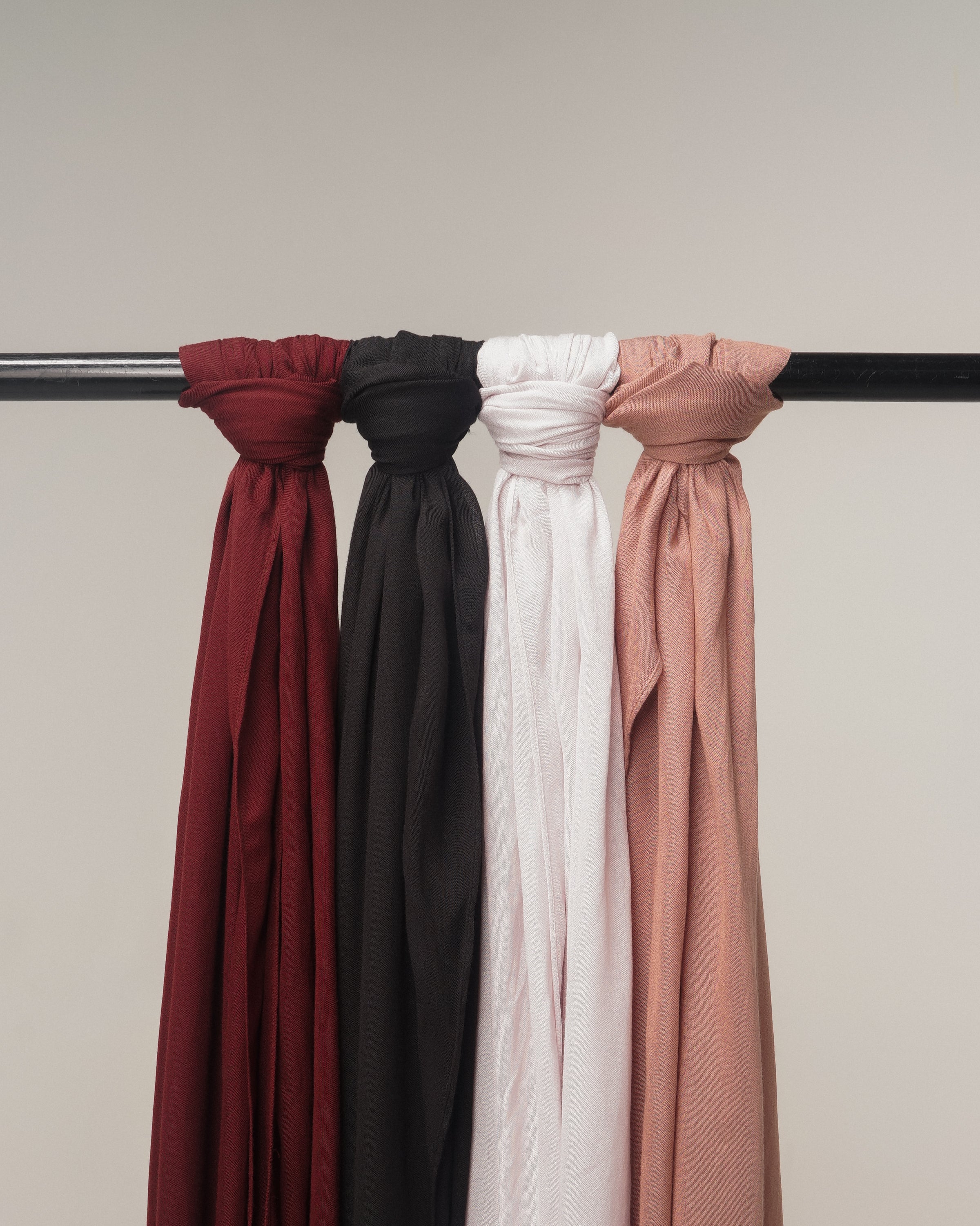 Rhystic RS-01 Scarf Black